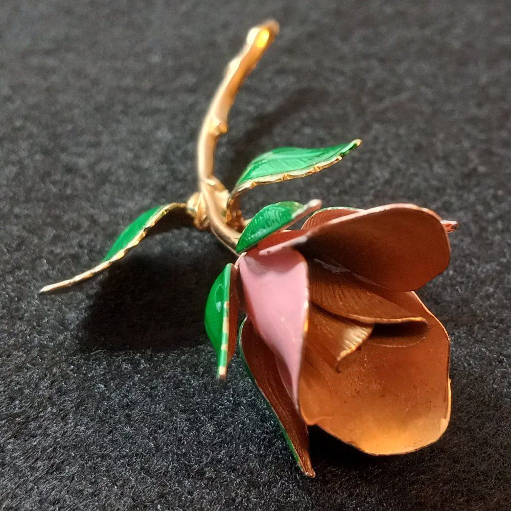 Giovanni Enamelrosegold Tone Metal Brooch Cottagecore Grandmacore 31$
